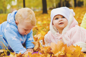  Wie man ein Neugeborenes im Herbst trägt