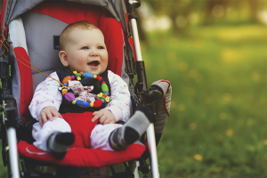  Wie man ein Kind einem Kinderwagen beibringt