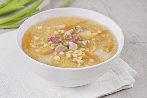  Cómo cocinar sopa de guisantes con carne ahumada