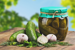  How to pickle cucumbers for the winter in banks