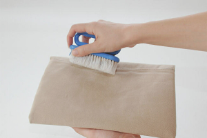  Làm thế nào để làm sạch một túi da lộn