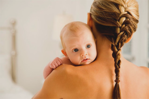  Cómo restaurar el cabello después del parto.