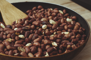  Bagaimana menggoreng kacang dalam kuali