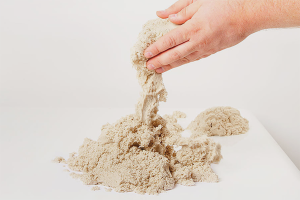  كيف تصنع الرمل الحركي