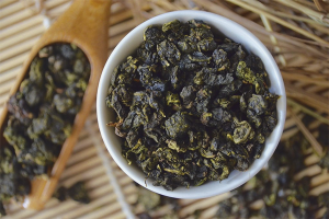  The benefits and harm of milk oolong tea