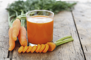  The benefits and harm of carrot juice