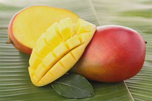  The benefits and harm of mango