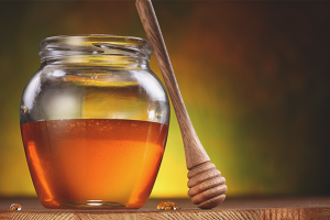  The benefits and harm of honey