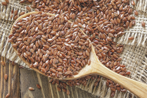  The benefits and harm of flax seeds