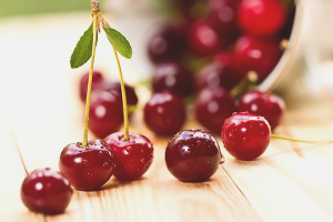  The benefits and harm of cherries