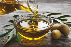  The benefits and harm of olive oil