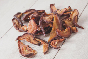  The benefits and harms of dried pears