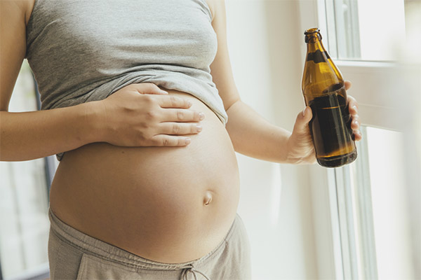  เบียร์ในระหว่างตั้งครรภ์