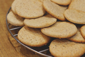  Ang mga benepisyo at pinsala ng mga cookies ng galetny