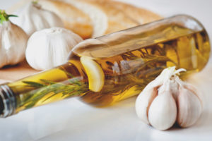  Sifat berguna dan penggunaan minyak bawang putih