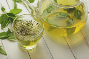  How is green tea useful for women and men?